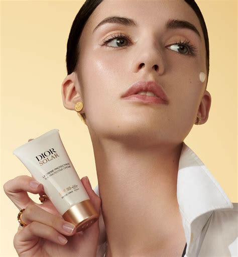 dior crème solaire|Dior solar sunscreen.